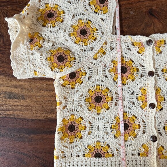 RedBerry Aussie Crochet Button-Up Top S/M - Picture 5 of 10